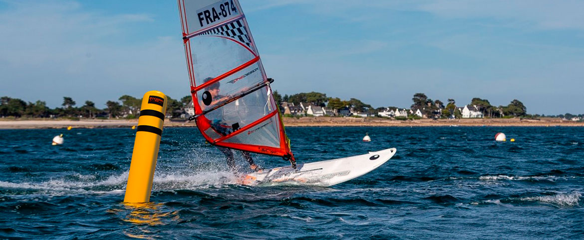 Embarcaciones para Sailing - boya para regata náutica Embarcaciones para Sailing - boya para regata náutica