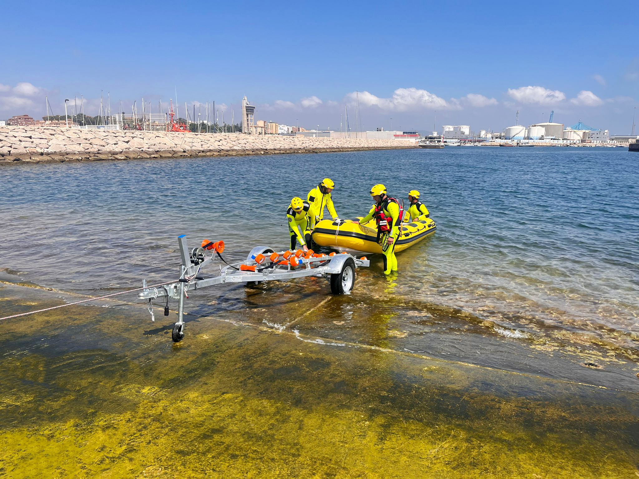 Semirrígidas Cobra hace entrega de 3 embarcaciones semirrígidas a los bomberos de la provincia de Cádiz - Entrega Algeciras