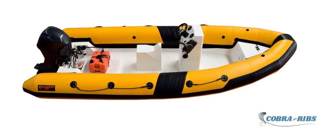 Embarcación semirrígida Cobra Ribs 520T con flotador de Neopreno Hypalon amarillo y casco de fibra en V profunda.