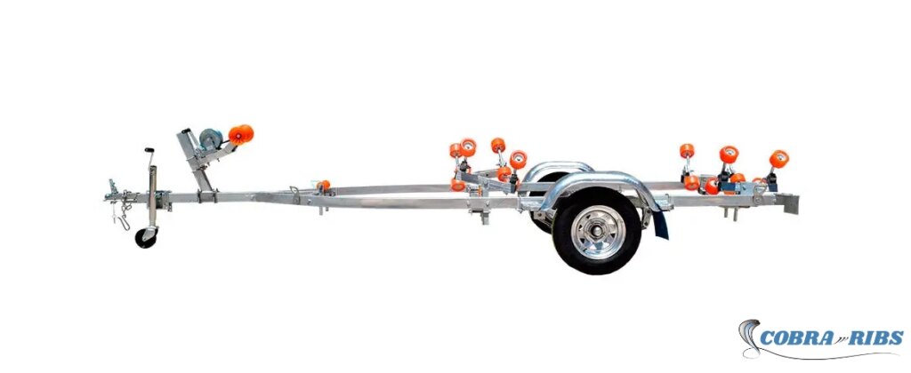 Remolque náutico Modelo A de 4,88 metros para transporte de lanchas semirrígidas de hasta 680Kg.