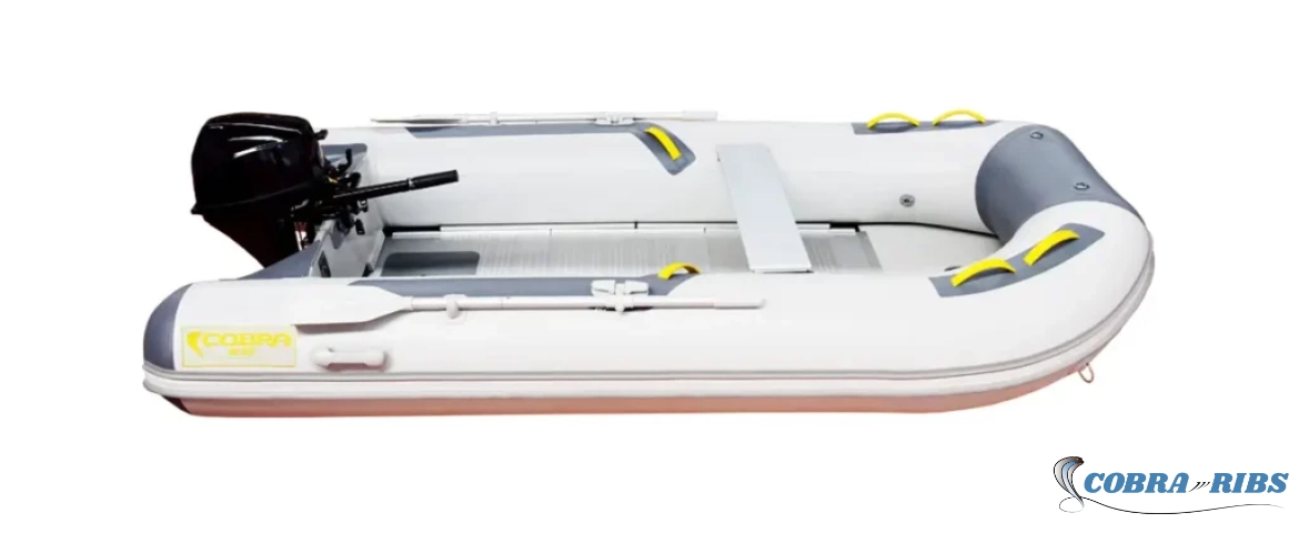 Embarcación neumática Cobra 330 Dingui con suelo de aluminio rígido y tejido de PVC de 1,2mm.