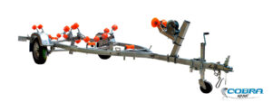 Remolque náutico compacto Modelo B de 5,28 metros y eje con capacidad de carga de 800 Kg.