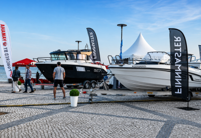 Instalaçoes Cobra Ribs para fabrico de embarcaçoes semirrígidas